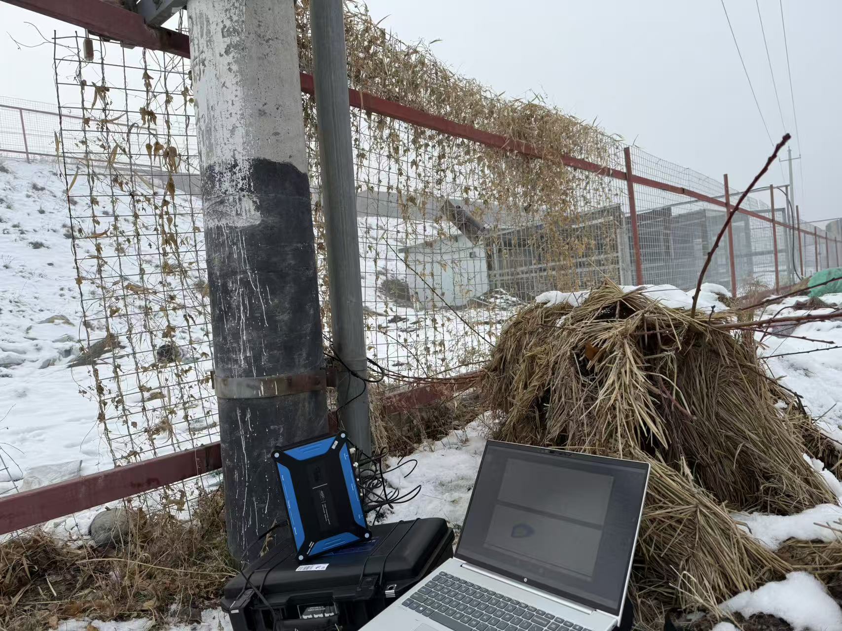 電纜局放測試儀使用現場 電纜局放測試儀使用現場